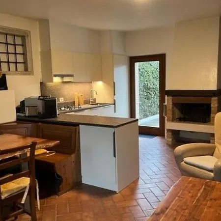 In Carlotte Mit Eigenem Garten By Interhome Holiday home Lazise