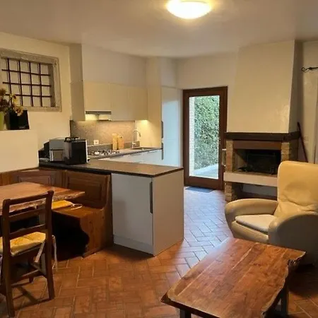 In Carlotte Mit Eigenem Garten By Interhome * Lazise