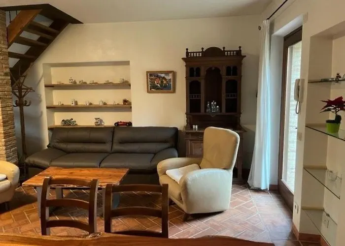 In Carlotte Mit Eigenem Garten By Interhome 別荘 ラツィーゼ