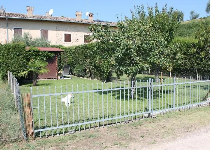 In Carlotte Mit Eigenem Garten By Interhome Σπίτι διακοπών *